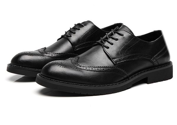 

2019 brock shoes men oversized fashionable black absorption and wear resistance add fluff breathable shoes