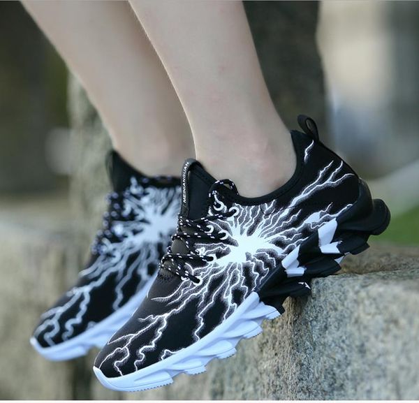 

winter new men's shoes sports shoes plus velvet warm shoes, Black