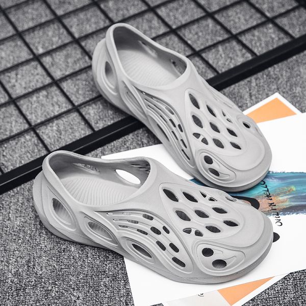 

hole shoes men 2020 new fashion summer beach for men walking shoes crocse garden casual outdoor non-slip, Black