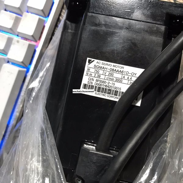 

sgmah-08aaa61d-oy ( sgmah-08aaa61d-0y ) new and original ac servo motor