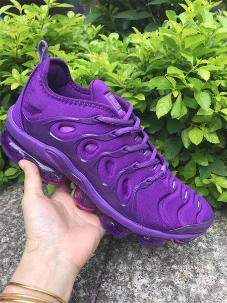 

2019 tn plus 27 game royal in metallic olive women men running designer shoes sneakers athletic trainers designer sneaker size 36 45