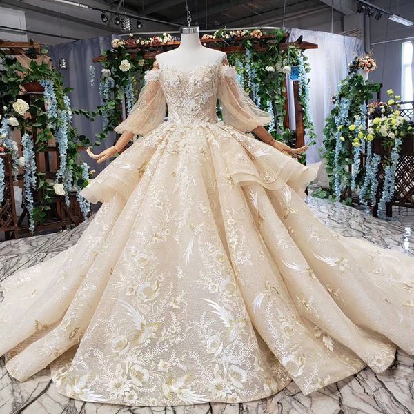 

2019 екие поледние вадебне пла  длиннм Ѭђкавом из л  окѬой пиной, White