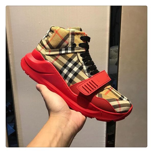 

Mens Footwear Casual Shoes British Style Flats Outdoor Sport Shoes Running Breathable Shoes For Men Comfortable Sneakers Drop Ship