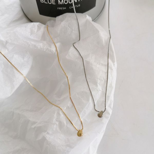 

beautiful small water drop short necklace simple pendant necklaces, Silver