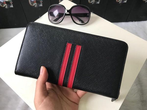 

fashion handbag designer single shoulder bag single shoulder high-grade leather high-quality metal classic luxurious particularl 19109