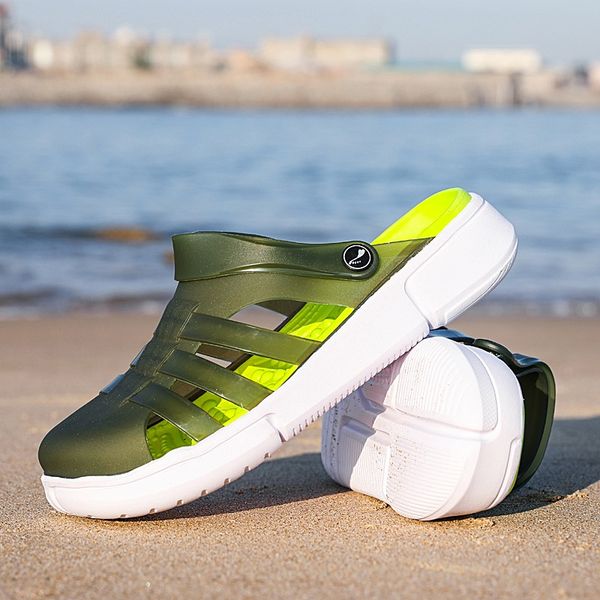 

2020 men beach plastic shoes green summer sandals man men slip on garden comfortable soft mens slippers, Black
