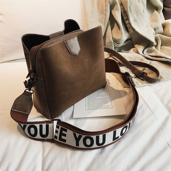

2019 new fashion trend design bag for women, high-end quality fashion nubuck single shoulder messenger bucket bag ladies handbag
