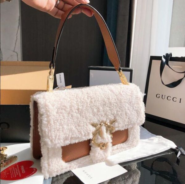 

designer women handbags brand desigern bags women lamb swallow bag size: 28 * 17 cm, Black