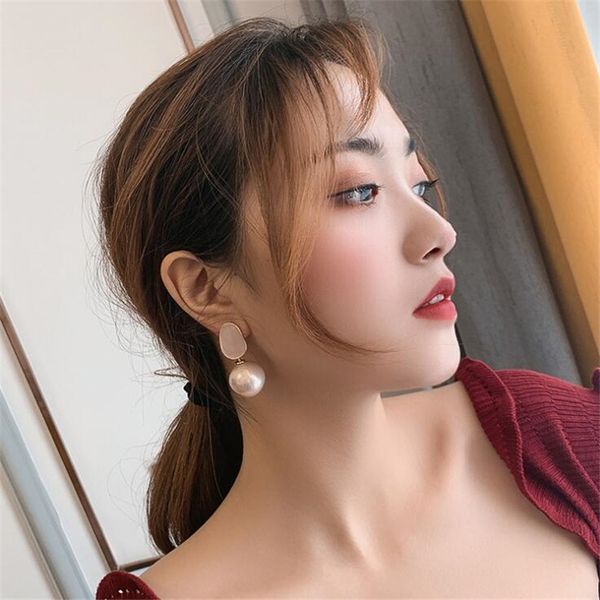 

european and american fashion daily wear pearl temperament earrings ladies jewelry, Golden;silver