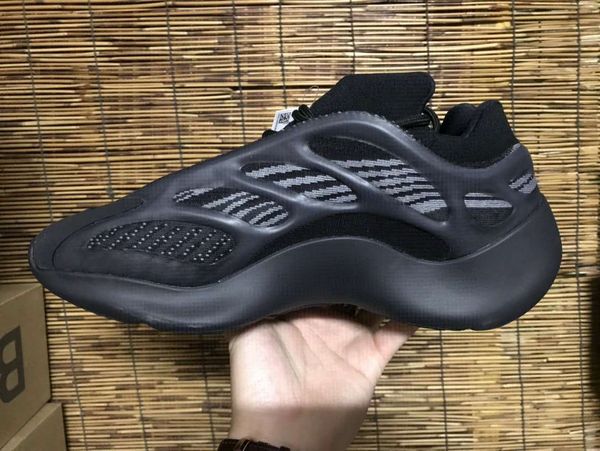 

с коробкой высокое качество 700 v3 azael black alvah кроссовки мужчины женщины kanye west спортивная обувь