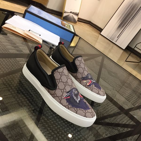 

2020 new df9 mz6 high-quality men's casual sports shoes leather shoes, fashionable wild flat shoes, box number 38-45