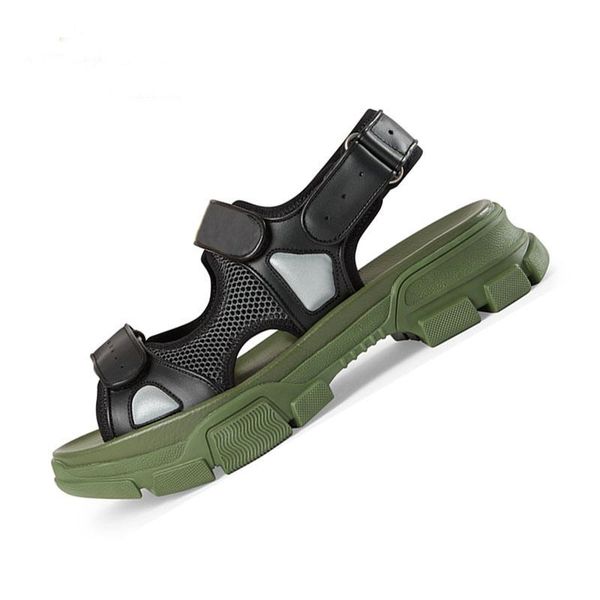 

2019 designer diamond brand male and women's leisure sandals fashion leather outdoor beach man women shoes, Black
