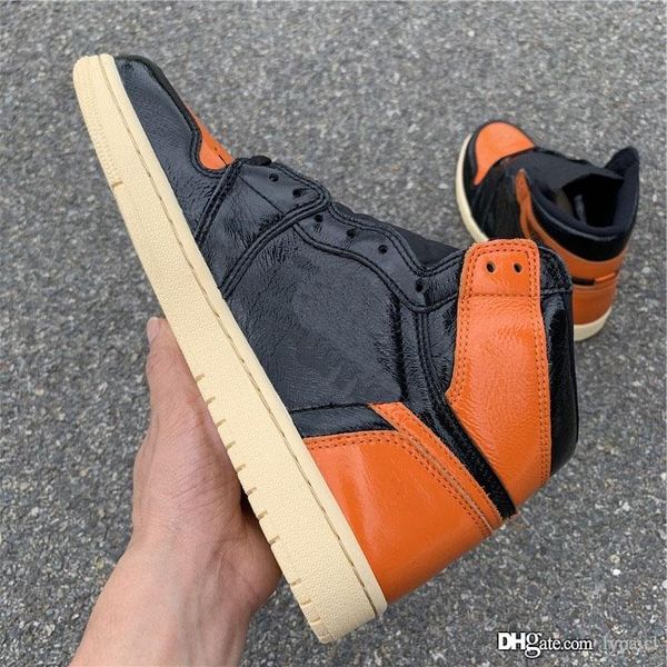 

2019 authentic air 1 shattered backboard 3.0 555088-028 black orange basketball shoes for man sports sneakers with original box