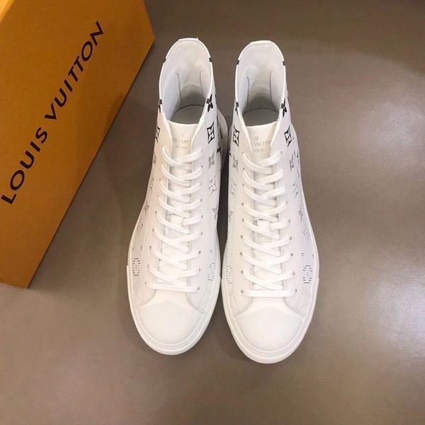 

2020 new wc men's leather casual shoes men's trendy sneakers luxury design casual shoes