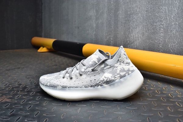 

new kanye west shoes 380 v3 380s alien wave runner white black clay zebra mens running shoes women fb6878 sneakers trainers size 36-46