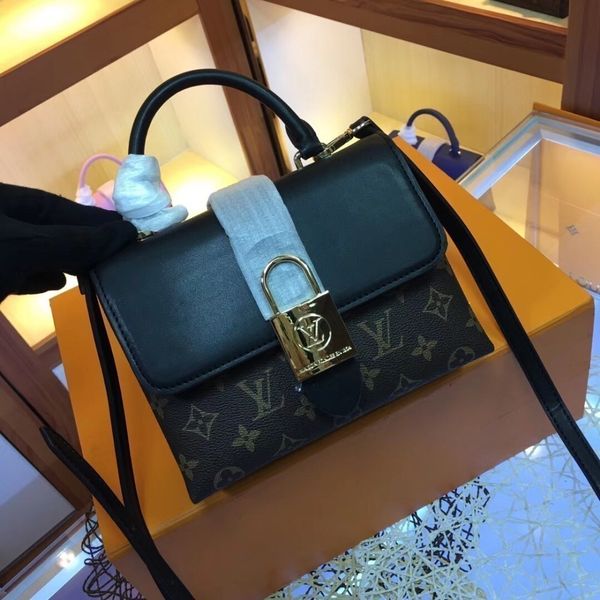 

2019 the new listing favourite women designer handbag retro fashion high grade flap fun, Black