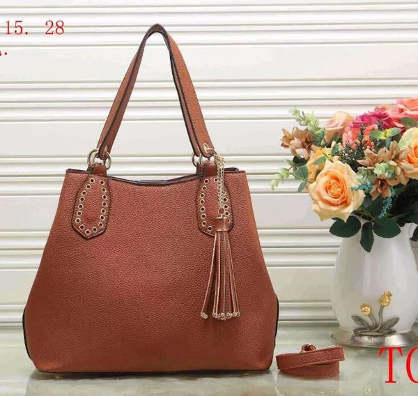 

2019 m tote bag fa hion handbag women bag de igner handbag wallet for women leather chain bag cro body and houlder bag