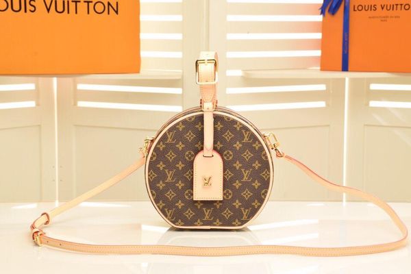 

2019 women ingle houlder bag fa hion trend ca ual ingle chain courier bag co metic bag delivery ize 22x7x15cm