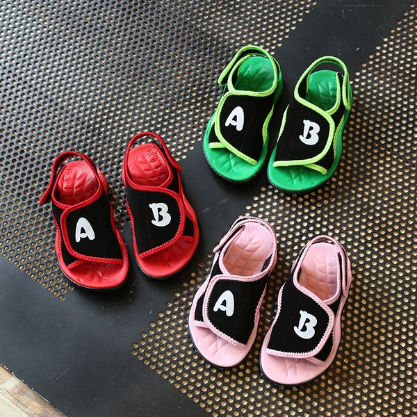 

in the summer of 2019 the new children's shoes fashion girls sandals soft bottom baby boy beach shoes casual
