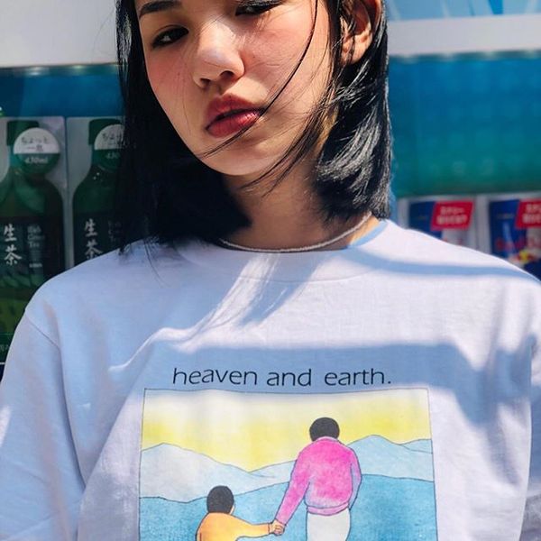 

20ss box logo heaven and earth tee мультфильм симпатичные мода мужчины женщины пары t-shirt solid color high street короткие рукава designer, White;black