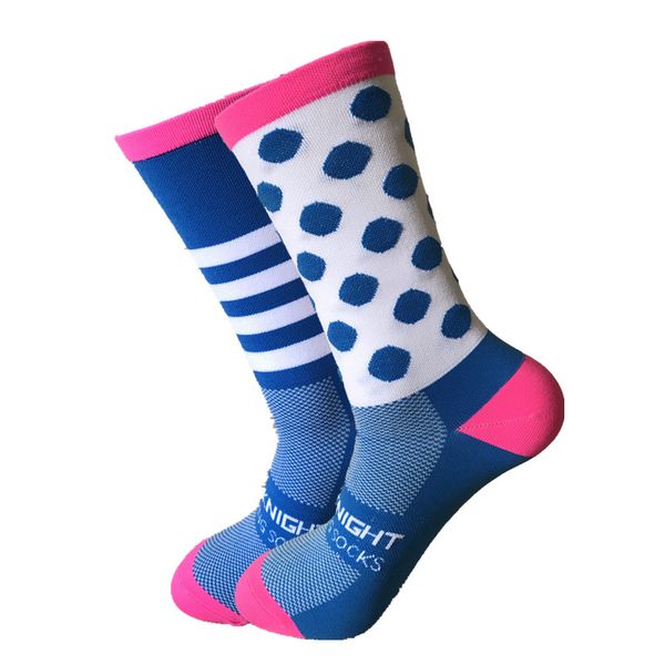 

professional brand cycling sport sock protect feet breathable wicking cycling socks bicycles running socks, Black