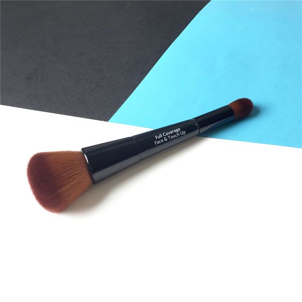 

full coverage face & touch-up brush - double-ended foundation cream concealer brush - beauty makeup blending tool