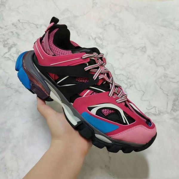 

2019 r triple s 3.0 sneakers man casual shoes women platform outdoor sneakers tess s. gomma trek mesh nylon mens track trainers, Black