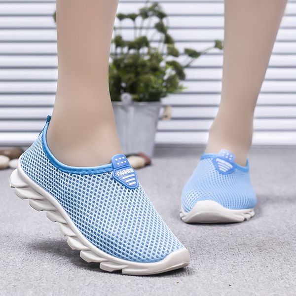 

vogue nice women sneakers vulcanized shoes sock sneakers women summer slip on flat shoes plus size loafers walking flat, Black