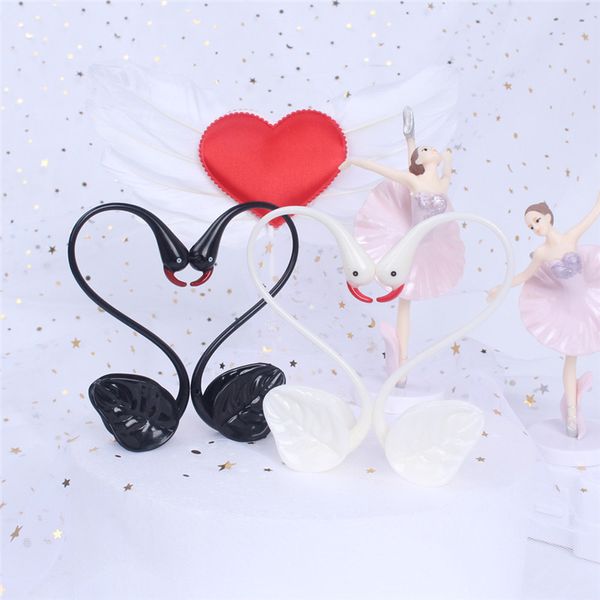 Tops de bolo para a festa de Casamento Noiva Cisne Negro Branco Feliz Aniversário Decoração Material de Cozinha bonito yq01484