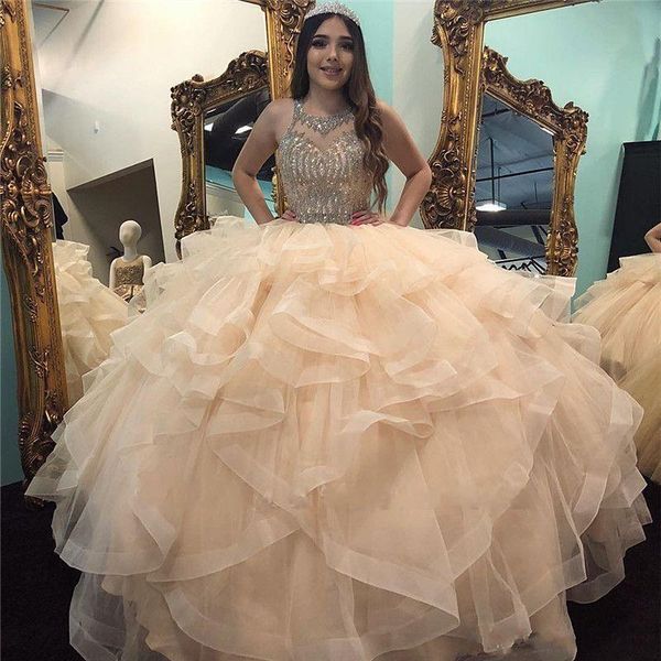 Große Perlen-Ballkleid-Quinceanera-Kleider mit transparentem Ausschnitt, maßgeschneiderte Ballkleider, abgestufter Tüll, süßes 15-Maskenkleid, Abendgarderobe