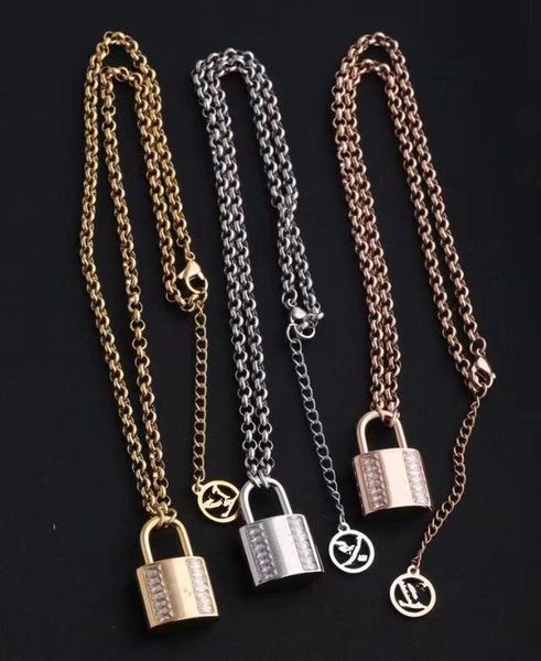 

luxury designer jewelry women necklace iced out pendant stainless steel jewelry cuban link alphabetic diamond lock necklace, Silver