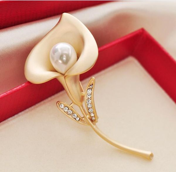

lady overcoat dressing brooches pins accessories crystal rhinestone sapphire brooch pearl ginkgo leaf biloba paragraph coat pin mountings, Gray