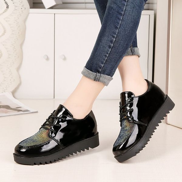 

thick bottomed small leather shoes women's 2019 spring new style korean-style versatile patent leather flat england bullock lace, Black