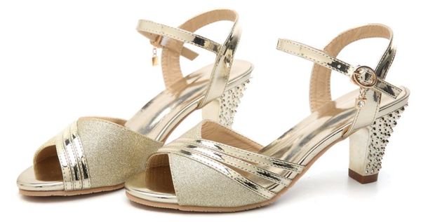 

2019 women's sandals in summer with new style middle heel coarse heel @2427, Black