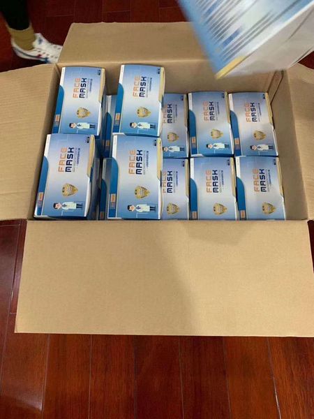 

dhl одноразовые маски для лица одноразовые 3 слоя пылезащитная маска для лица защитный чехол 50 шт одноразовые маски для лица домашнего испо