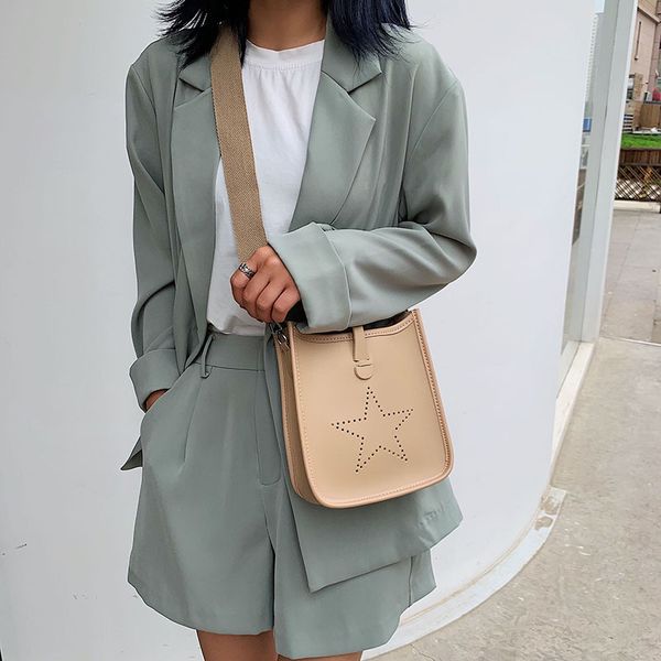 

in the summer of 2020, the new women's one-shoulder bag star hollowed out small bag bucket and square bag