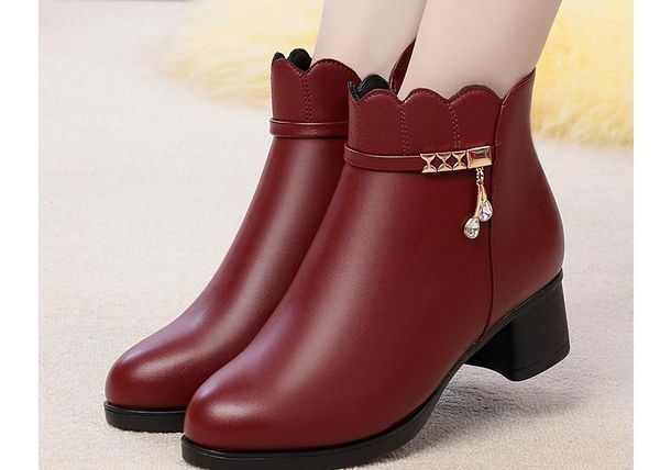 

women's boots in winter middle coarse heel round head @b070, Black