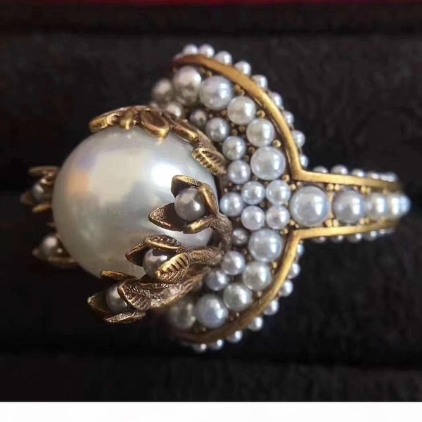

vintage brass luxurious ring with nature pearl decorate and charm ring jewelry christmas day thanksgiving valentines day jewel, Golden;silver