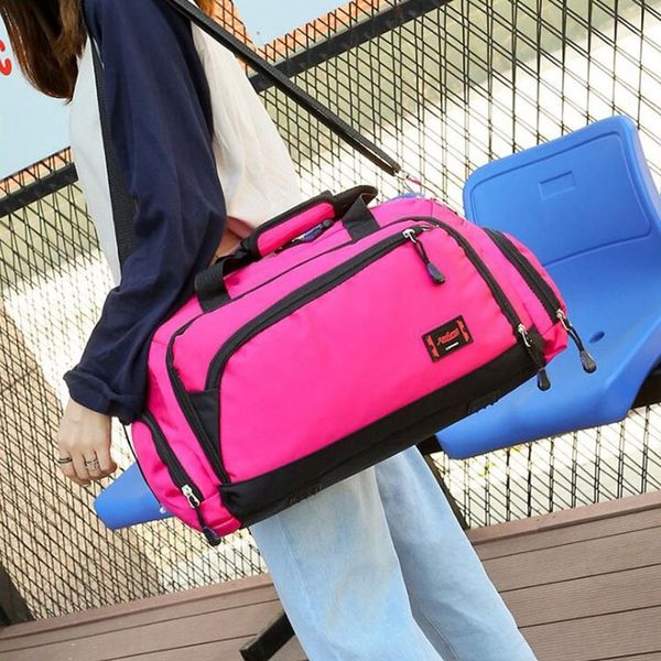 

2020 new fitness bag male sports cylinder bag shoulder travel overnight