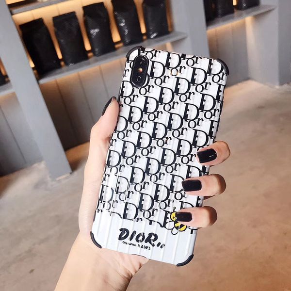 

Luxury brand phone ca e for iphonex x max xr new de igner fa hion back cover for iphone6 6 7 7plu 8 8plu lovely cat and trunk culpt