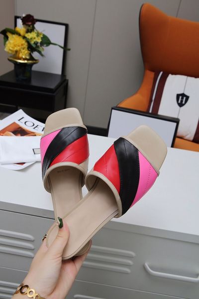 

2020 luxury designer slides women flip flops leather women sandal with double metal black white brown slippers summer beach sandals with box