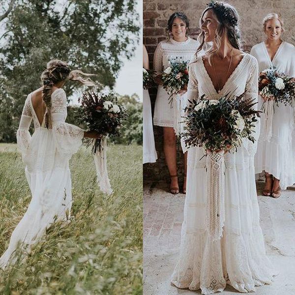 2020 Bohemian País Casamento vestidos de V-Neck manga comprida apliques de renda Backless Praia Boho Praia Vestido de Noiva Tamanho robe de mariée Além disso,