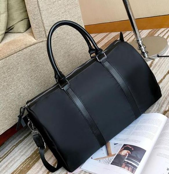 

2020 Designer Man Large Capacity Travel Bags Fashion Unisex Traveling Bag Luxury Women Luggage Bag High Quality Totes Bags