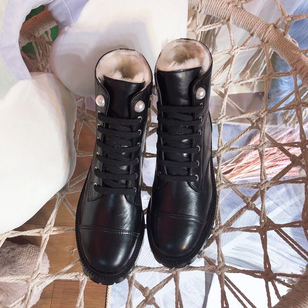 

new designer women boots genuine leather cowboy boots martin shoes for womens ankle booties designer latest snow winter boot size 35-40, Black