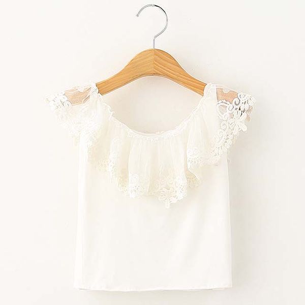 camisa blanca de niña