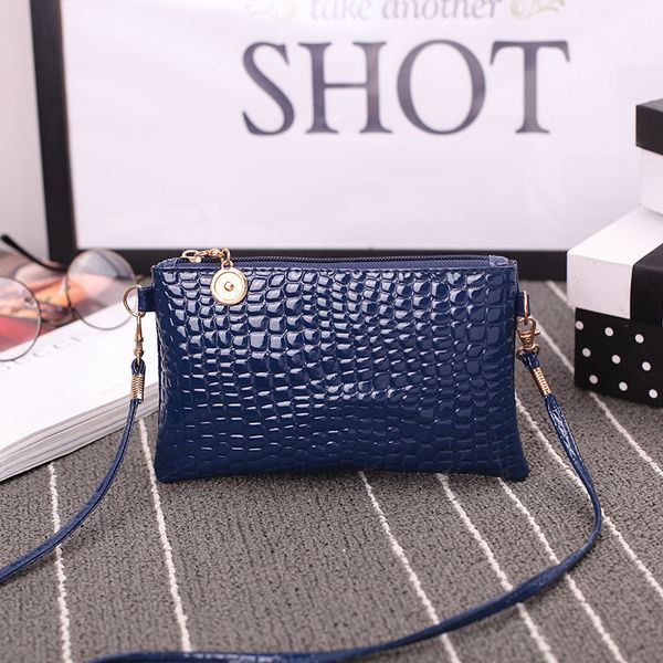 

new ladies car line women's bag retro shoulder bag small women's diagonal shoulder mobile phone