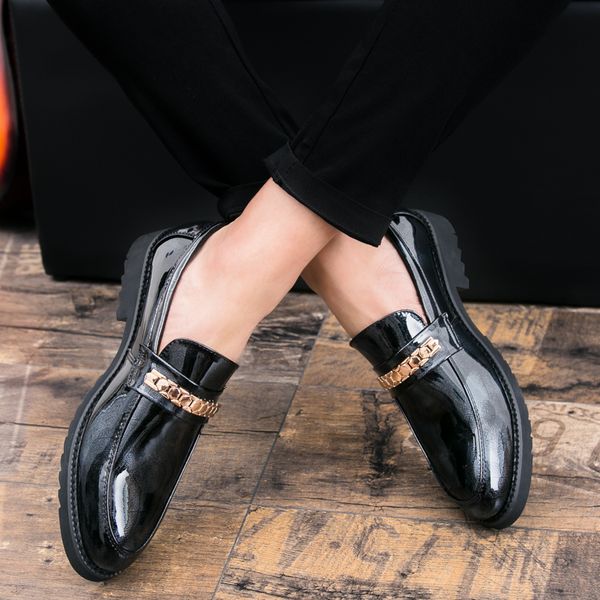 

2019 spring and autumn new comfortable men's loafers casual simple lightweight classic fashion slip wearable thick foundation, Black