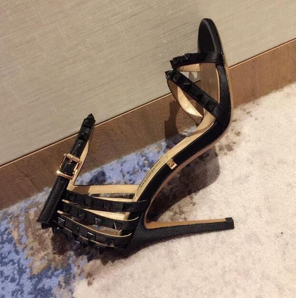 

2019 style lidies high heel rivet sandals ankle strap buckle stiletto heel sandals women leather soles comfortable catwalk sandals, Black