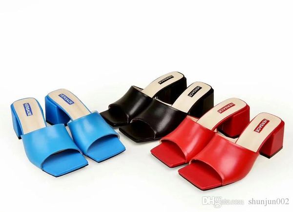 

19ss luxury designer women slippers sandals ladies beach slipper tide male rivet stud slippers non-slip leather mens casual spikes shoes, Blue;gray