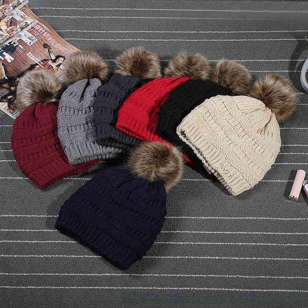 

Cc trendy hat winter knitted fur pom beanie label fedora luxury cable louchy kull cap fa hion lei ure beanie outdoor hat 30pc